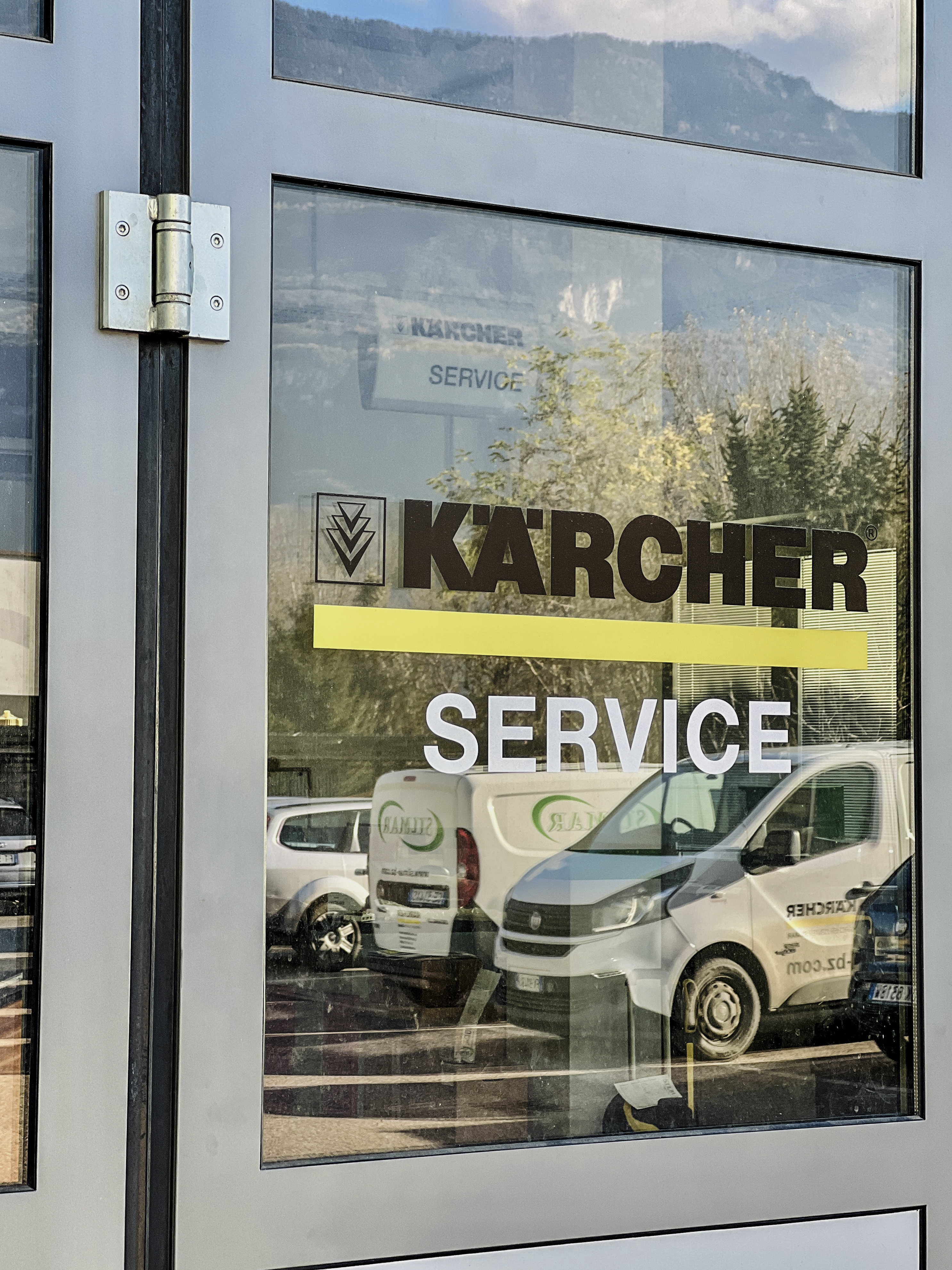 Karcher Center: Silmar zum Reinigen
